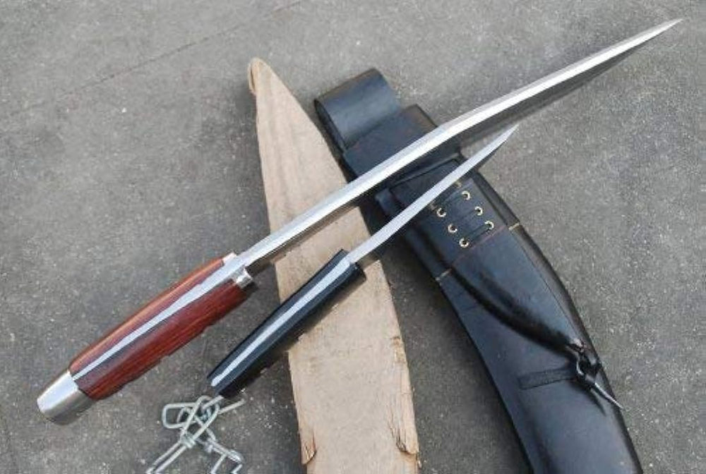 Cuchillo hecho a mano de 16 - EGKH.