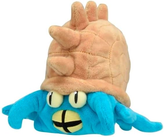 Pokémon Center: Omastar Sitting Cuties Felpa, 5 ¾ pulgadas