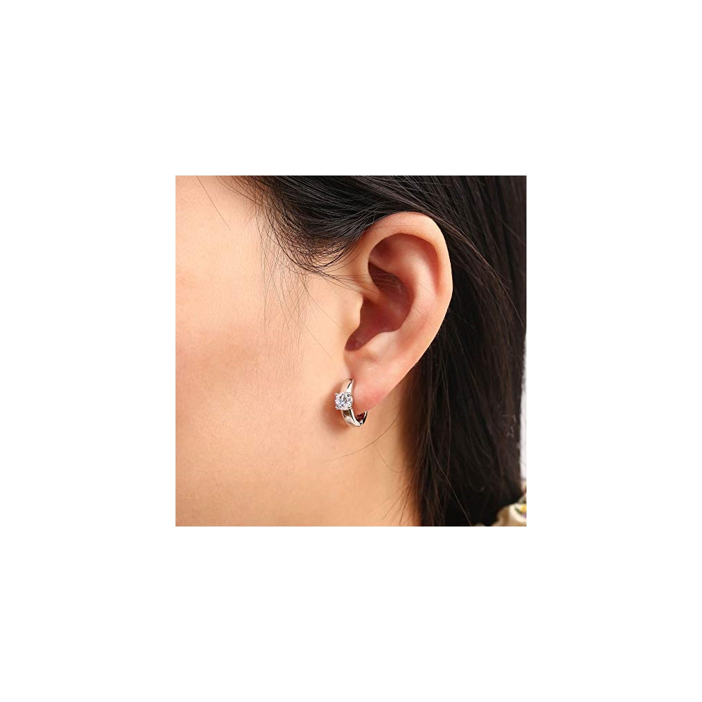 Aretes de circonita cúbica chapados en oro de 18 quilates