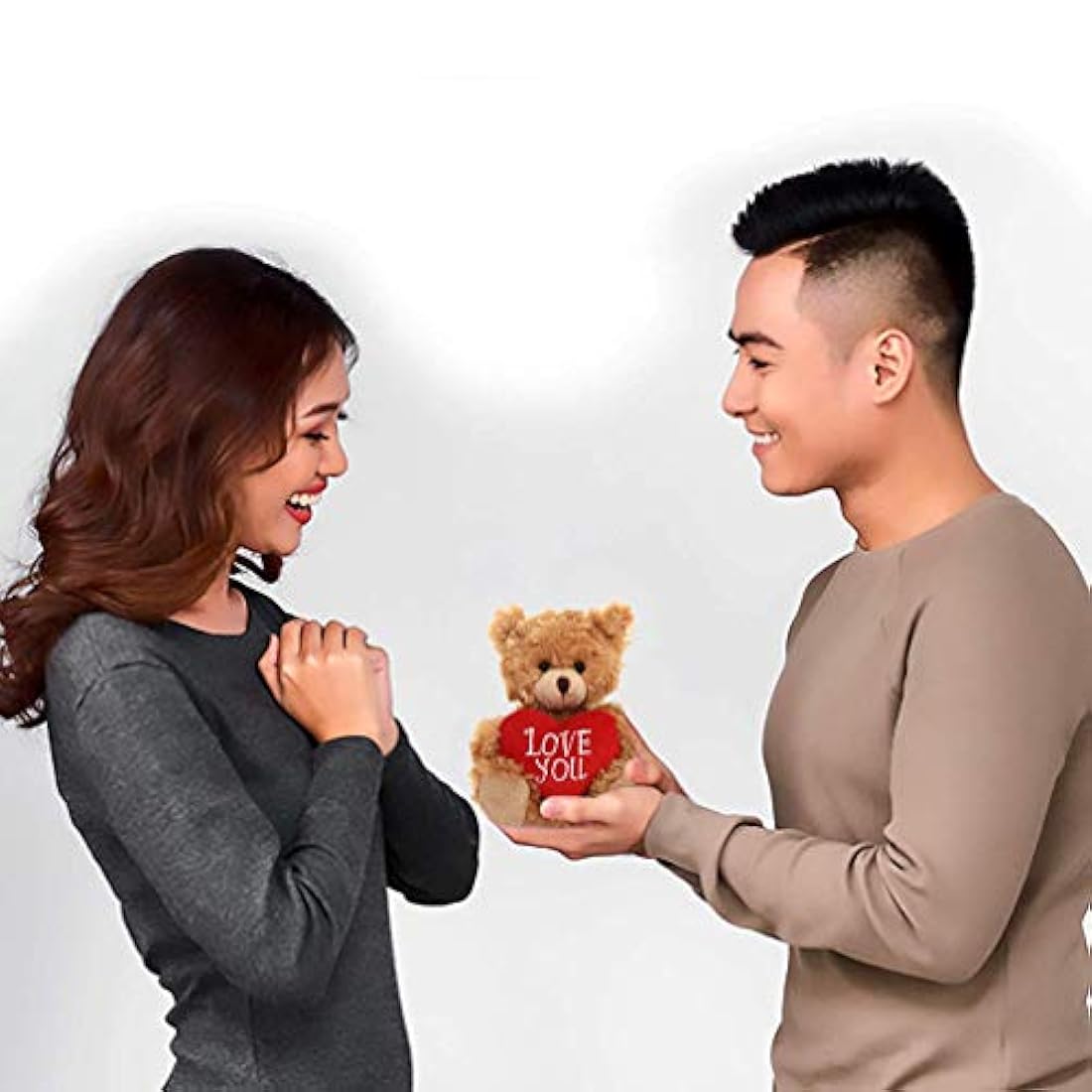 Peluche de Oso marrón con corazón rojo 6.0in, Made By Aliens