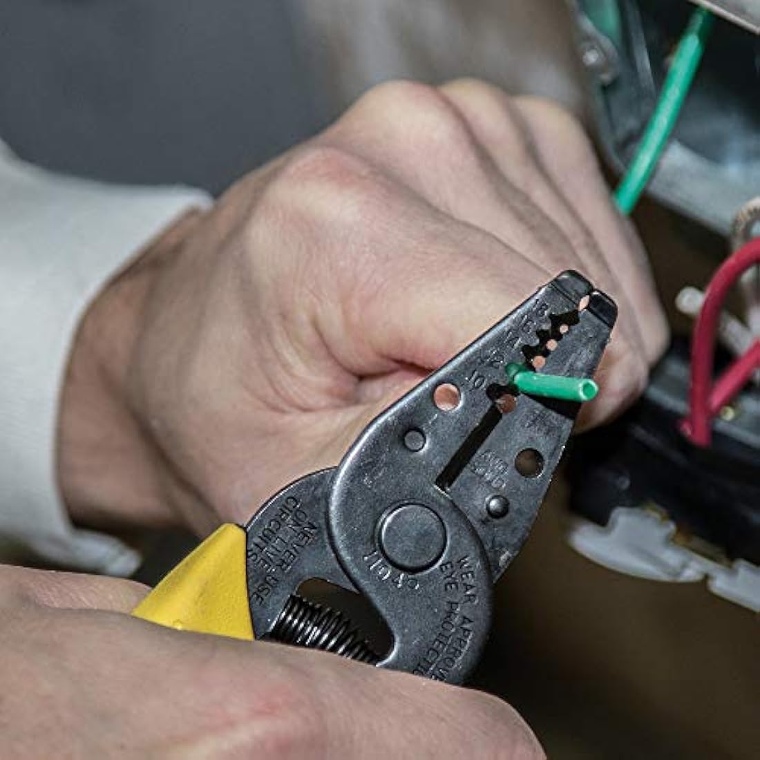 Pelacables/cortador, amarillo 10 – 18