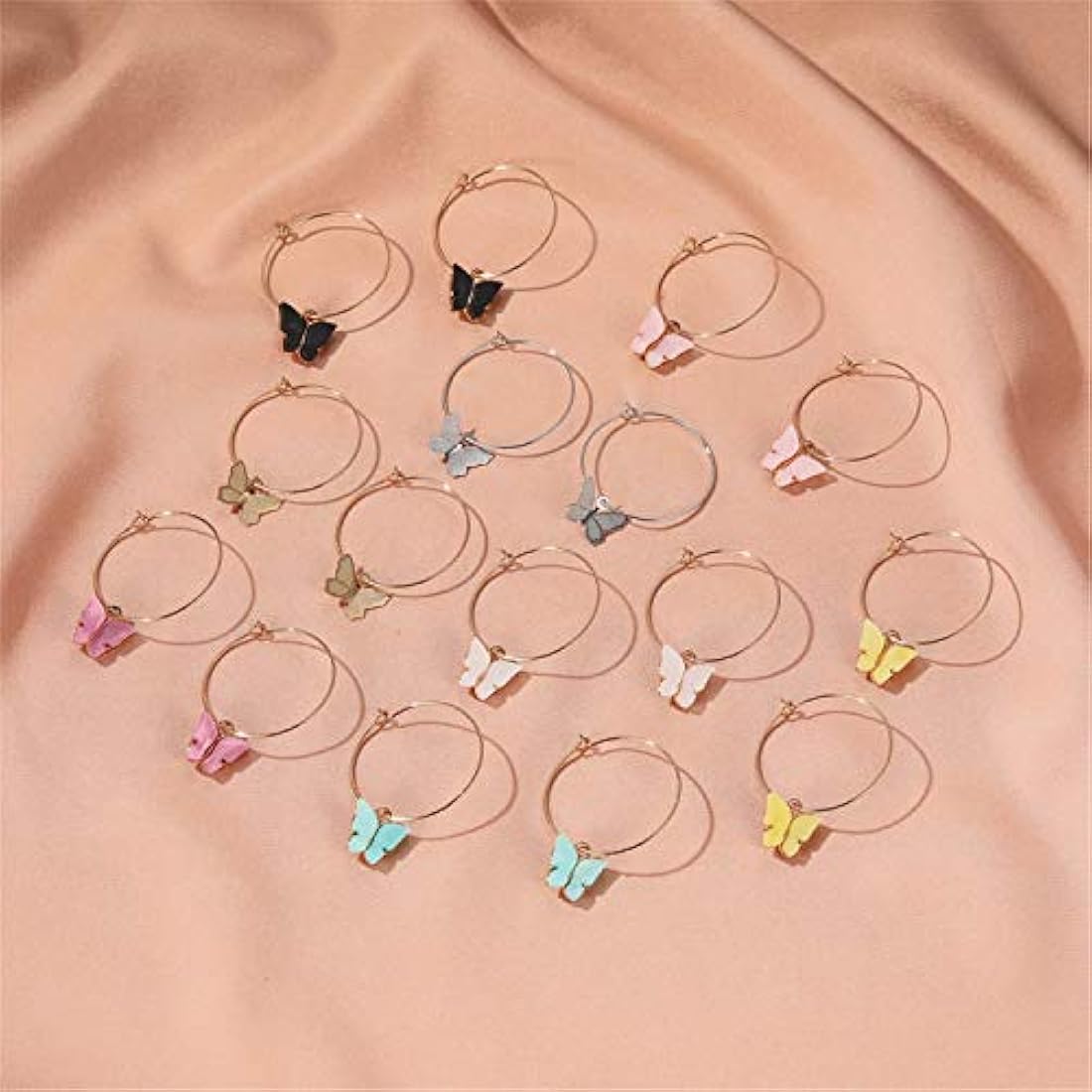 Dijes y medallas de mariposa por 30 piezas