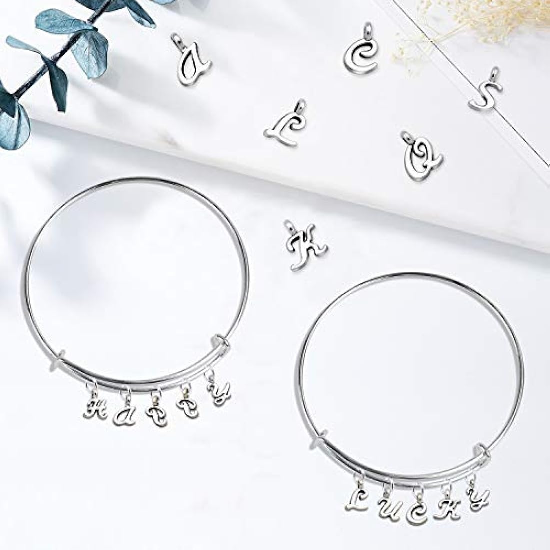 Dijes y Medallas 156 piezas / 6 juegos de alfabeto ABC