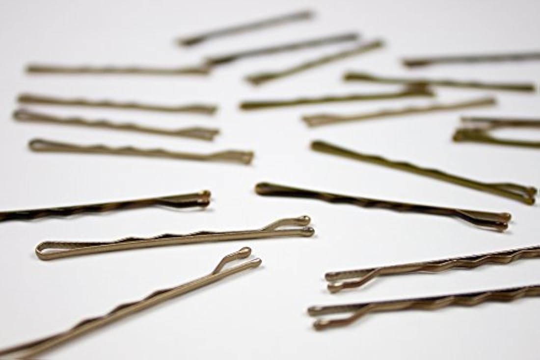 Horquillas rubias invisibles, Rubia