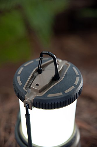 Linterna de mano 540 Lumen utiliza baterías alcalinas