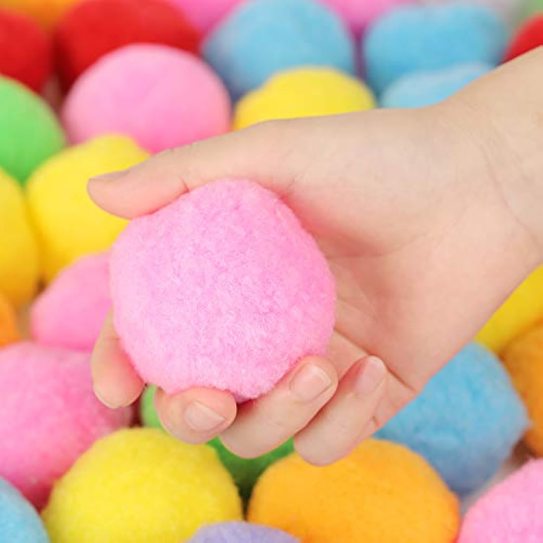 Pompones surtidos muy grandes para manualidades, decoración