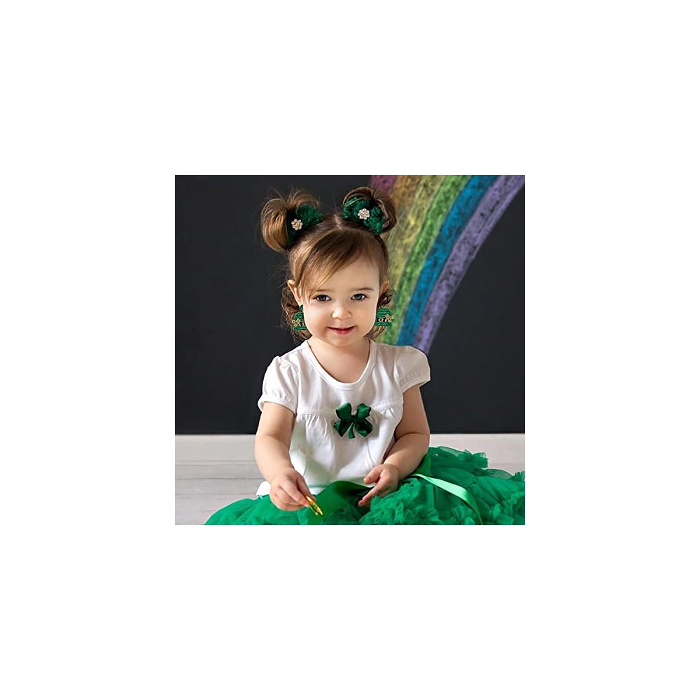 Aretes para mujer hechos a mano color verde