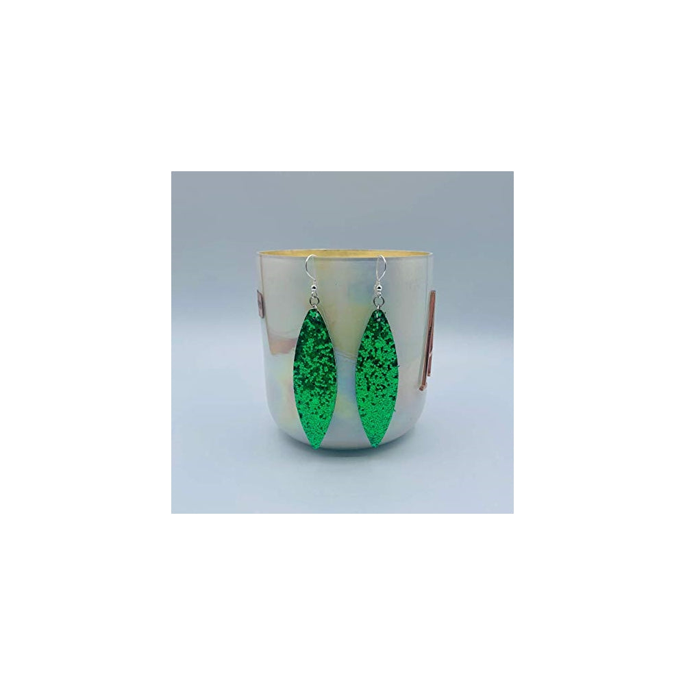 Aretes colgantes de borla para mujer