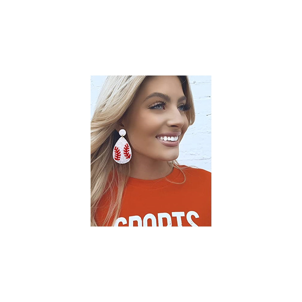 Aretes de lágrima de béisbol hechos a mano con cuentas