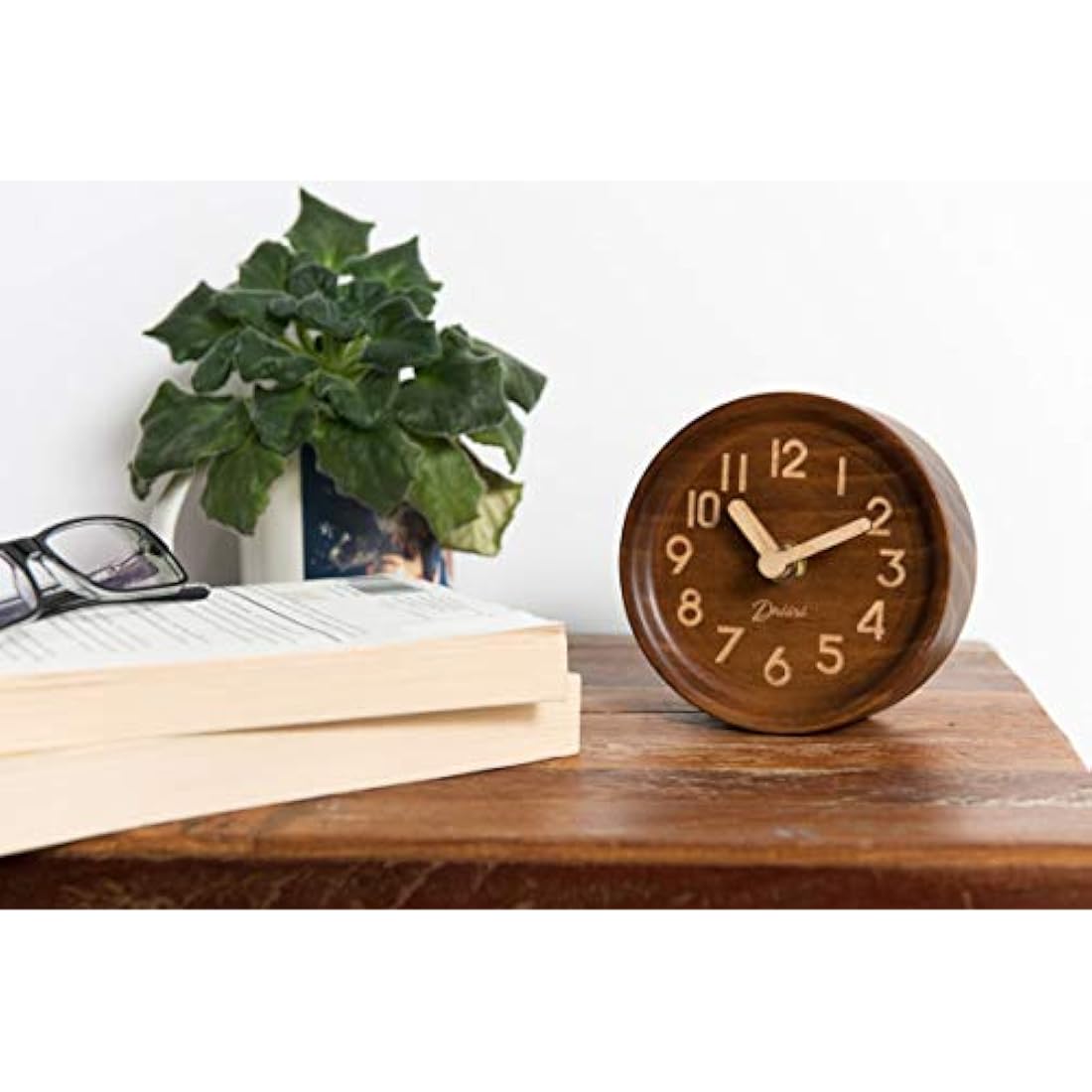 Reloj analógico de mesa y escritorio de madera