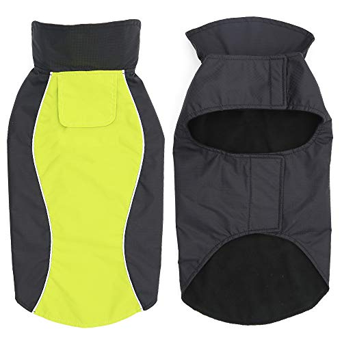 Flashseen Chubasquero ligero e impermeable para perros grandes con tira reflectante y agujero para la correa, chaleco de invierno para perros, abrigos de lluvia cálidos para perros y cachorros..
