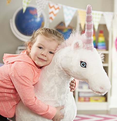 Unicornio de peluche Melissa y Doug, otro