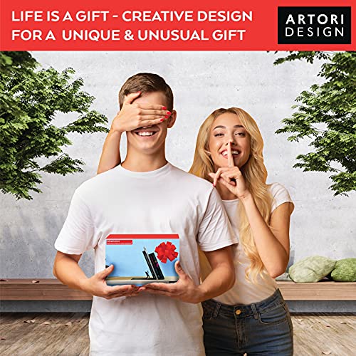 Apoyalibros cayendo Antori Design. Apoyalibros metálico negro Falling Books. Apoyalibros increíble, arte decorativo, regalo para novios, sujetalibros, regalo para la oficina