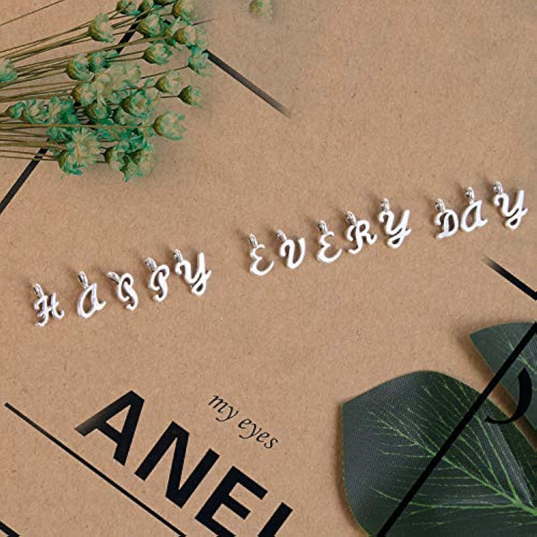 Dijes y Medallas 156 piezas / 6 juegos de alfabeto ABC