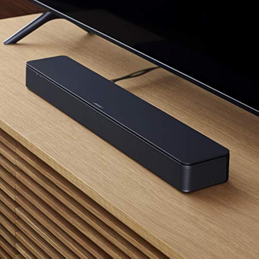 Pequeña barra de sonido con conectividad Bluetooth