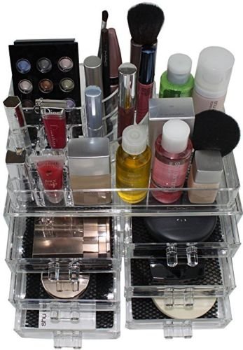 Cosméticos acrílicos transparentes