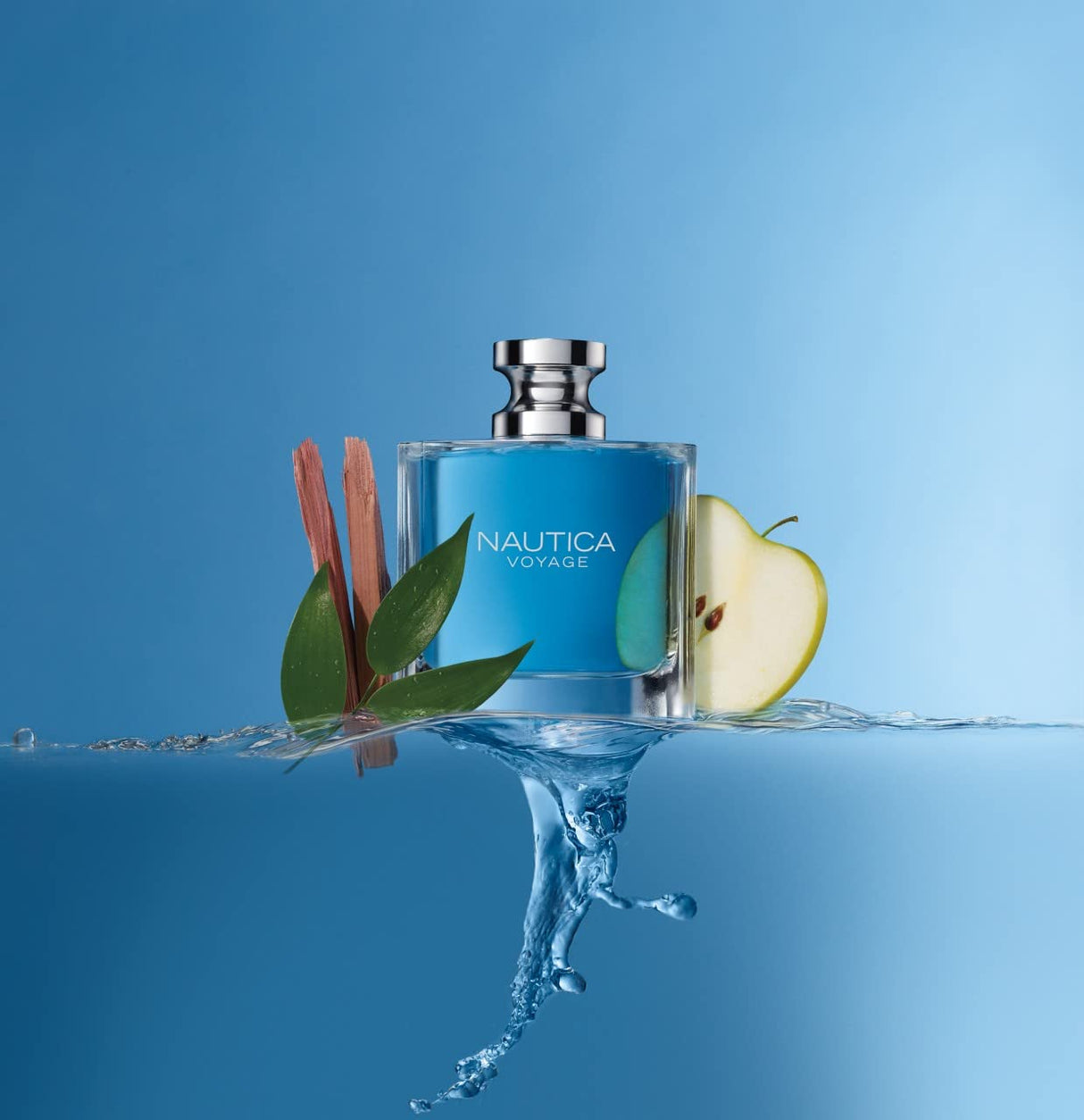 Nautica Voyage Eau De Toilette para hombre, aroma fresco, romántico y frutal, notas de madera y acuáticas de manzana, loto indio, madera de cedro y almizcle, ideal para uso diario, 3.3 fl oz (100 ml)