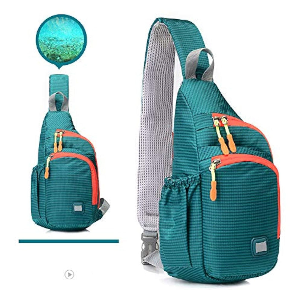 Bolso bandolero impermeable de nailon color verde. Peicees
