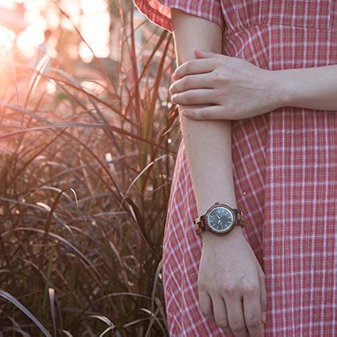 Relojes para mujer de madera de bambú coloridos relojes