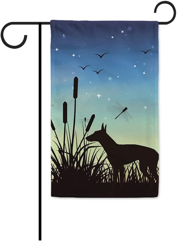 Bandera de Jardín Nocturna con Perro Ibizan Hound y Libélula