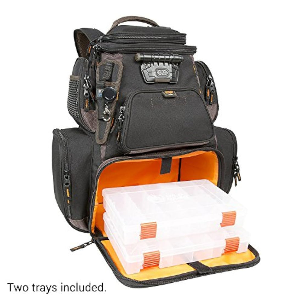 Wild River Nomad  Mochila iluminada con sistema de carga USB
