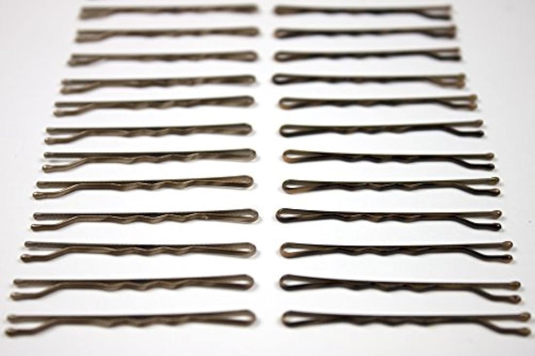 Horquillas rubias invisibles, Rubia