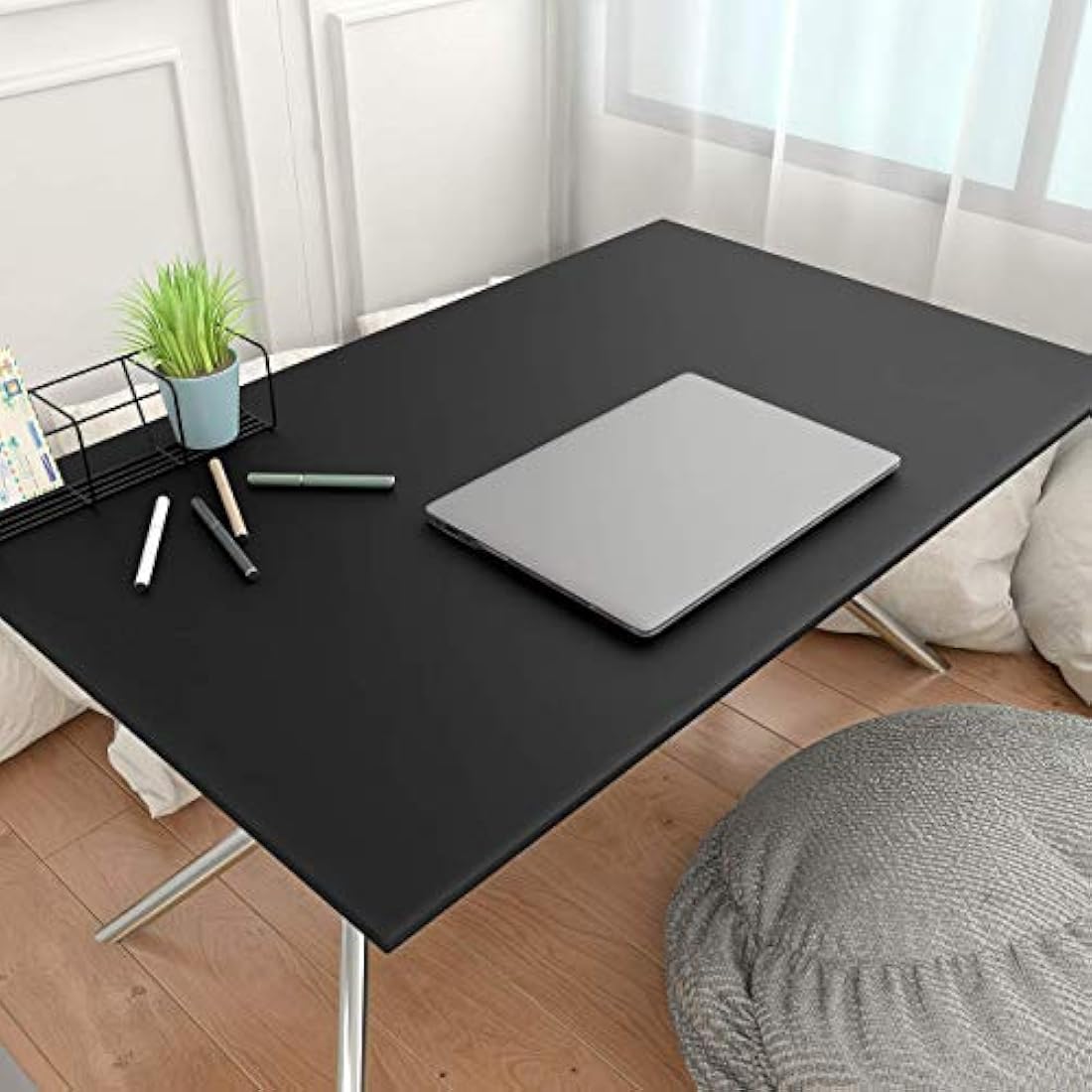 Papel de vinilo decorativo negro mate (12 x 120)