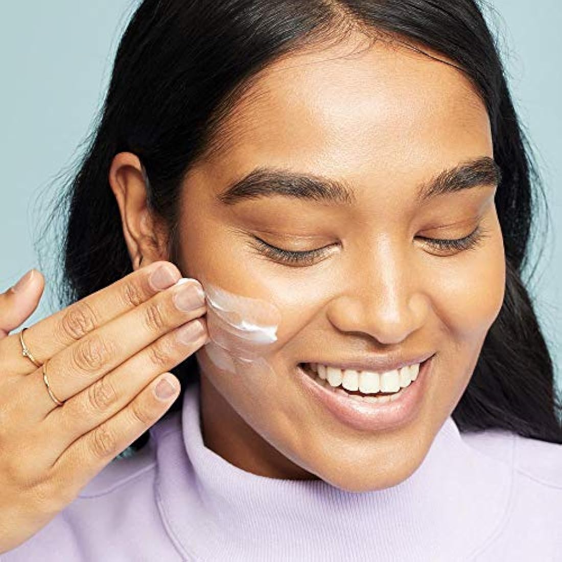 Crema facial para hidratación, fórmula nutritiva ligera