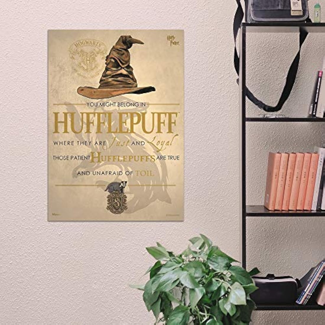 Decoración de pared con poema de hogwarts