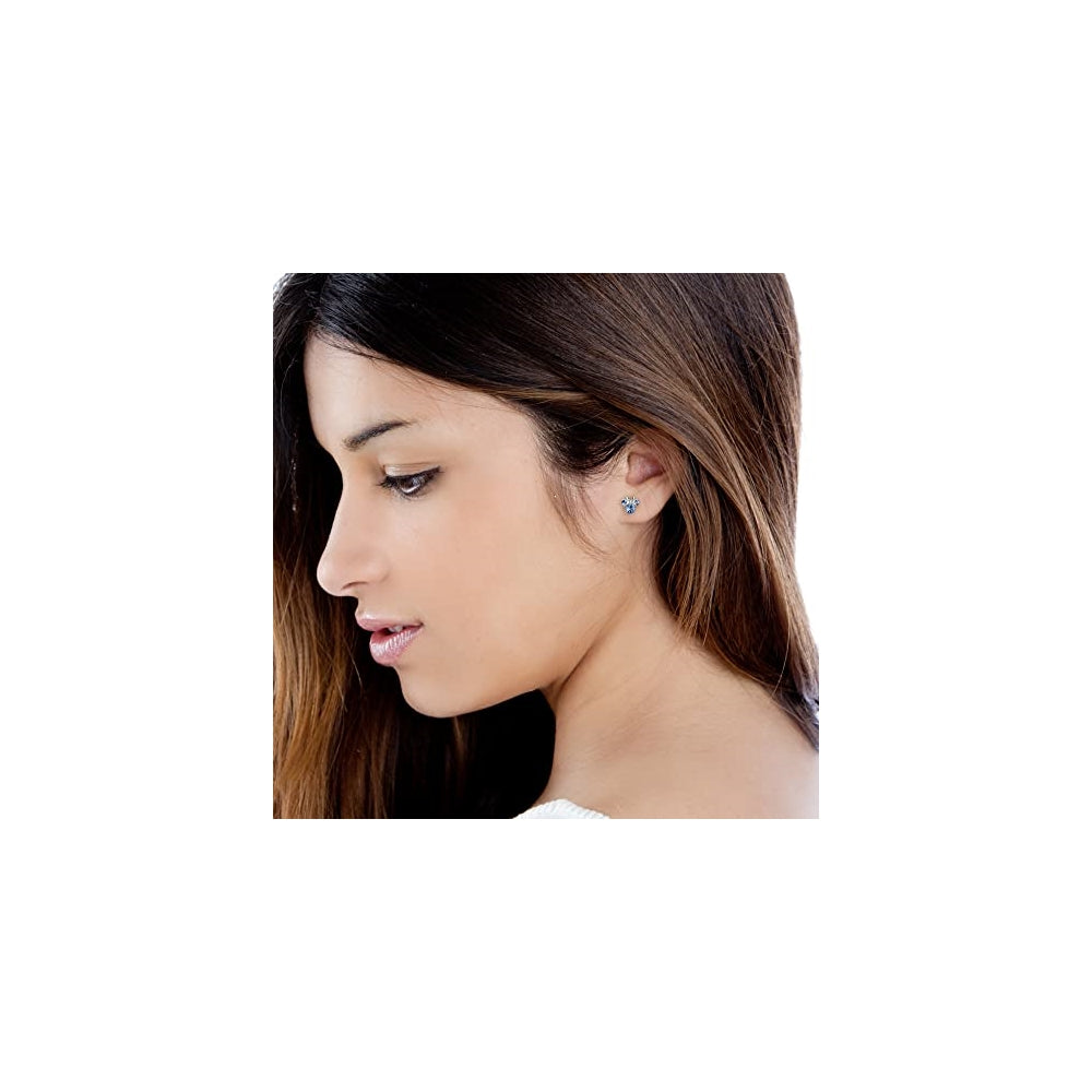 Aretes de tuerca con piedra natal cristal de zafiro claro