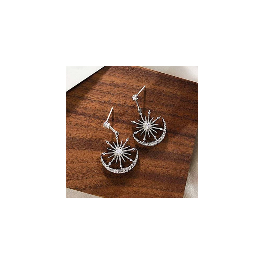 Aretes colgante con diseño luna y estrella para mujeres