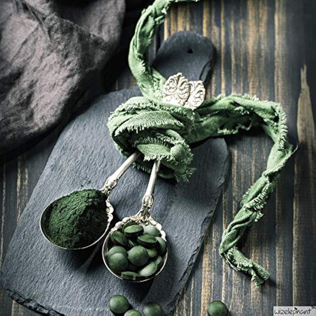 2 en 1 tabletas de cloro y espirulina.