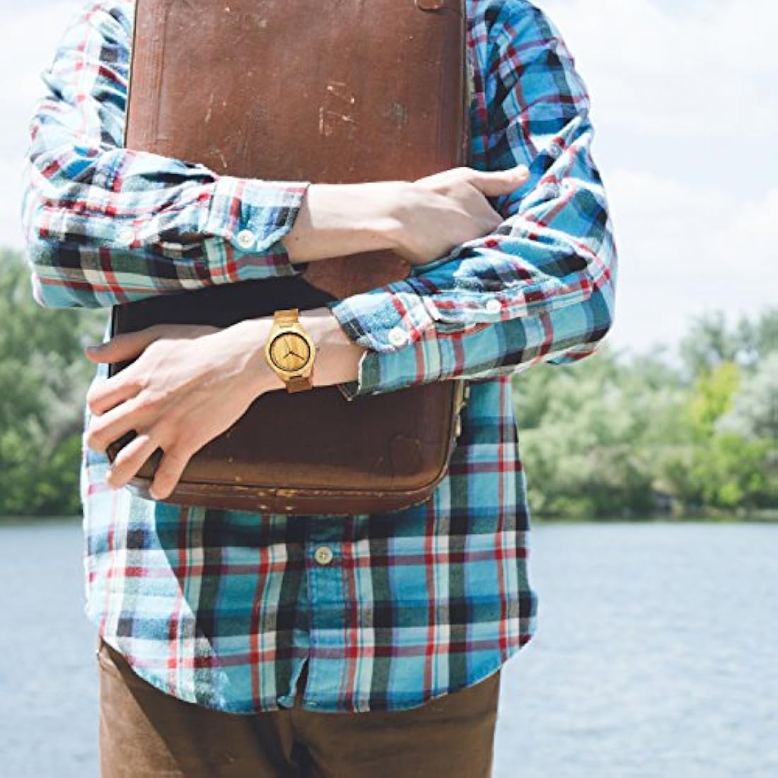 Reloj de madera de bambú