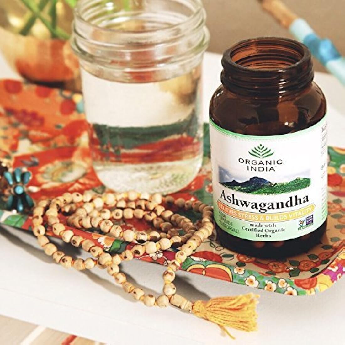 Suplemento vegetal en cápsulas vegetarianas