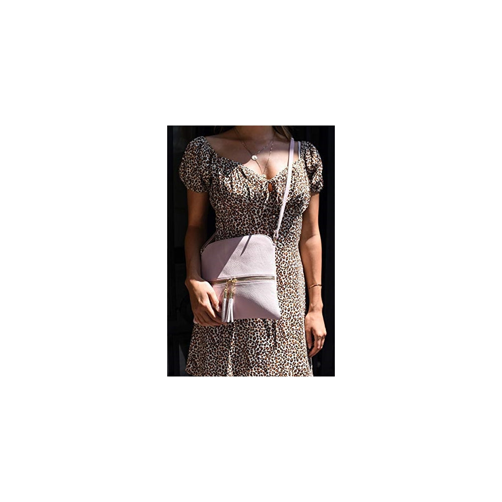 Bolsos ligero y mediano con borla y bolsillo con cremallera