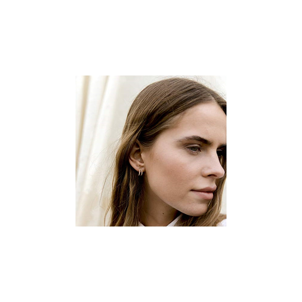 Aretes de medio aro de plata para mujeres