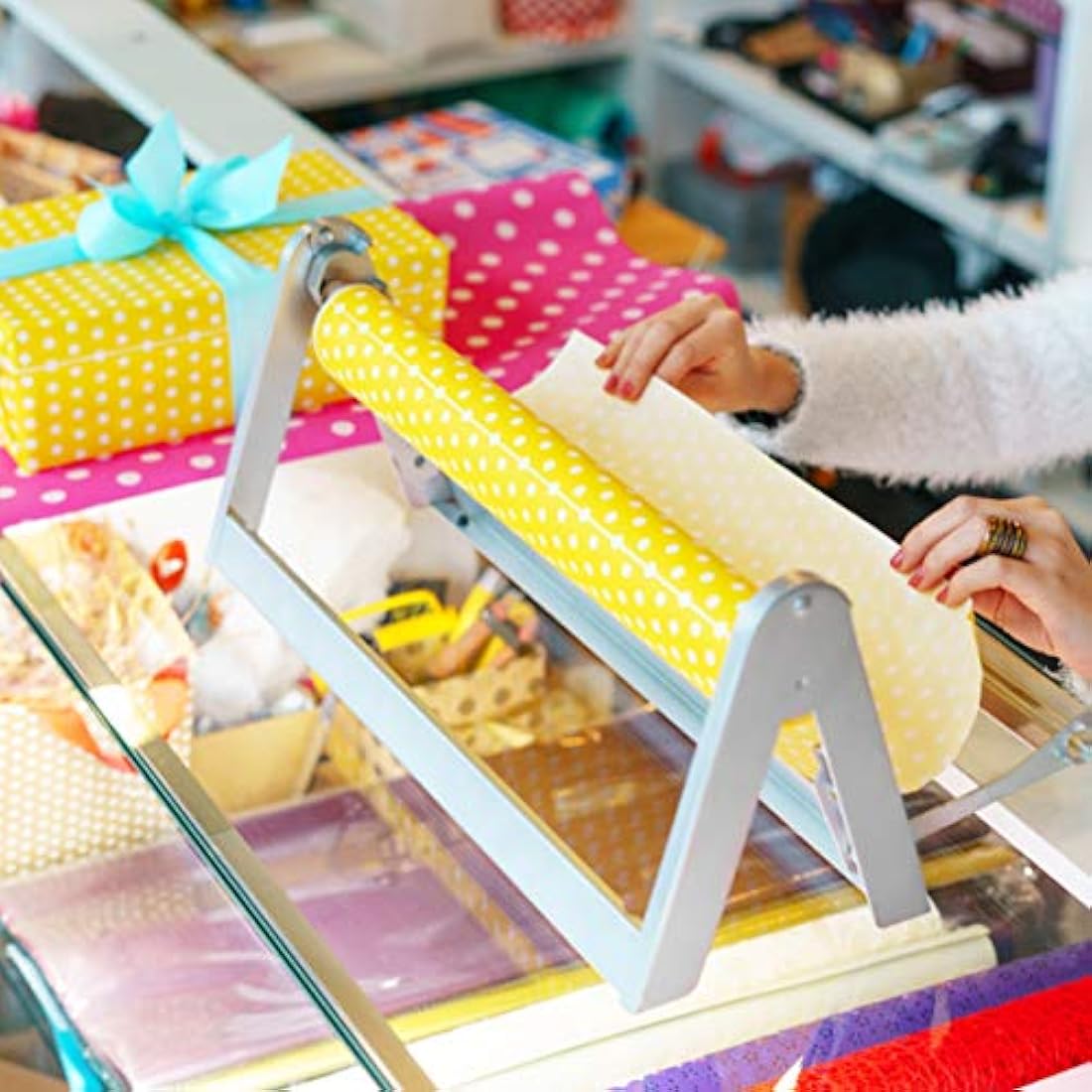 Cortador de rollos de papel de regalo