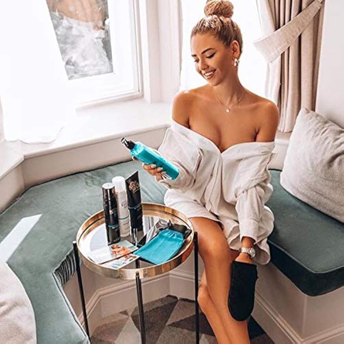 Guante para un bronceado impecable saludable y sin manchas