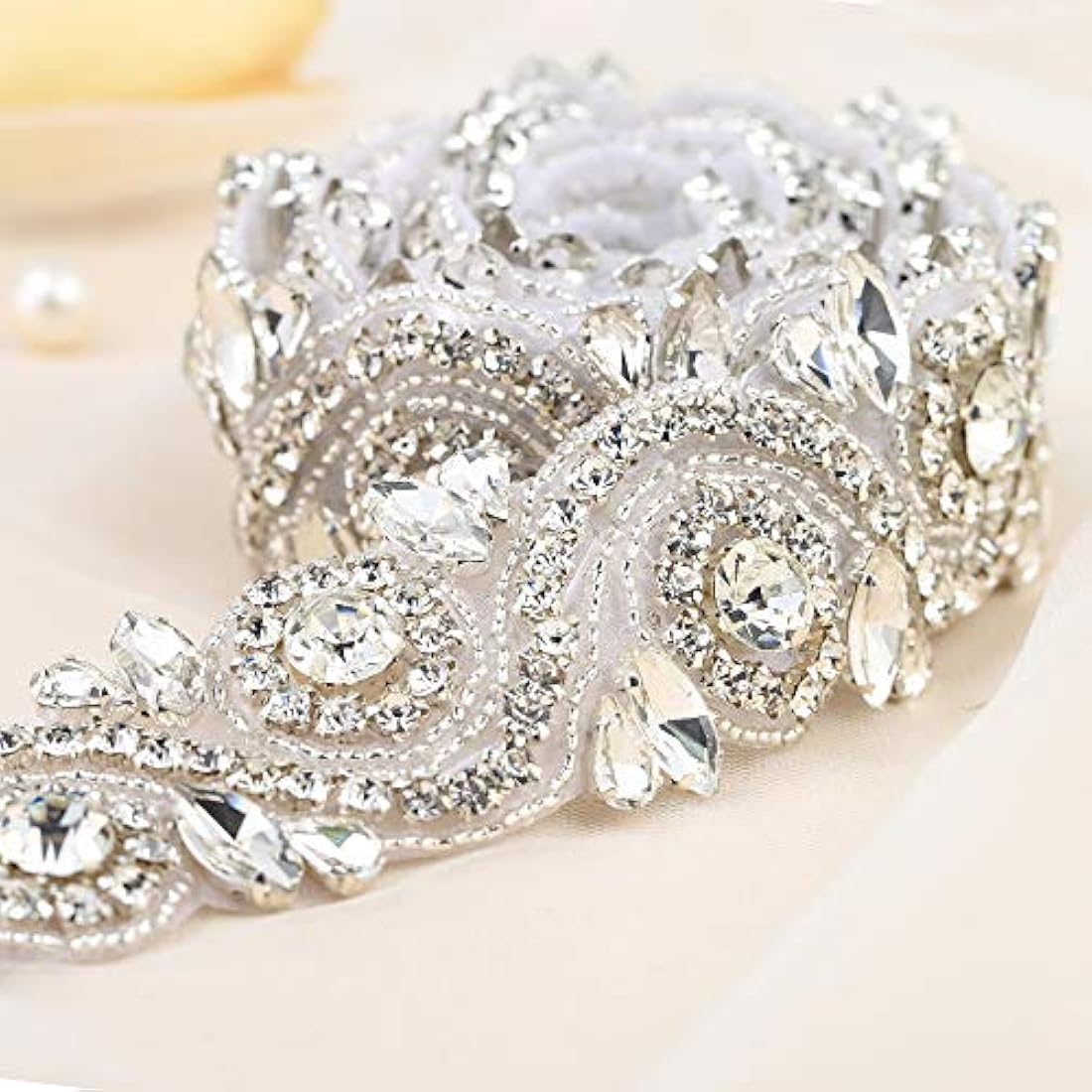 Abalorio de diamantes de imitación con cuentas doradas