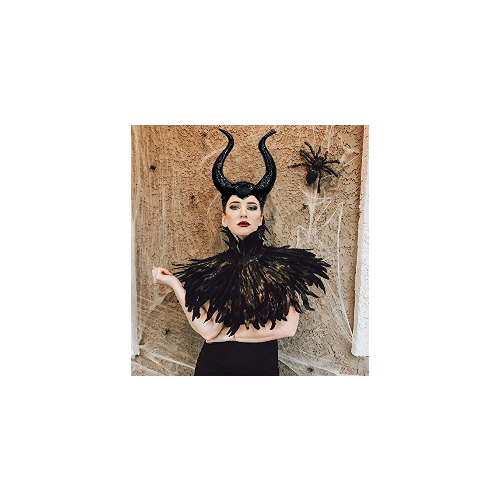 Disfraz chal gótico con plumas negras y cuernos Maleficent