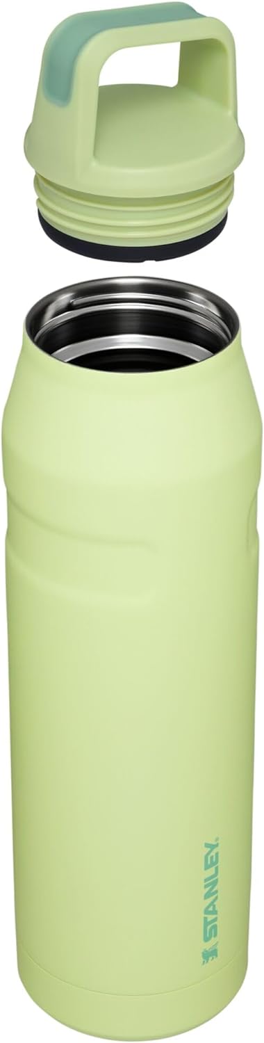 Botella de agua IceFlow™ con tapa y asa