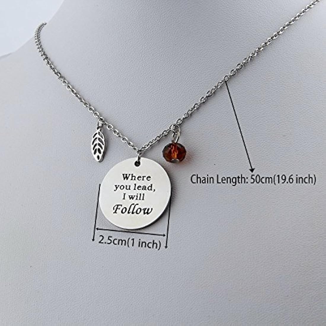 Collar con colgante y llavero