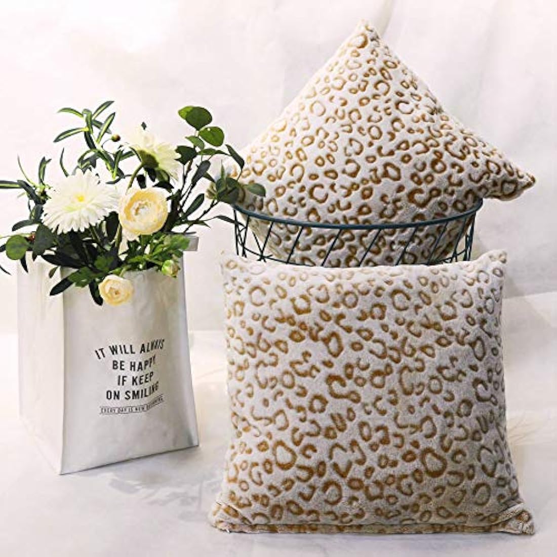 Juego de 2 fundas de almohada de felpa.