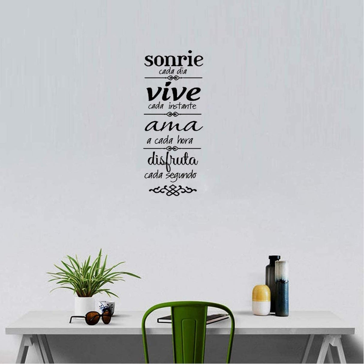 Vinilo decorativo Sonrie Vive - Reglas familiares en español 23.6x7.8