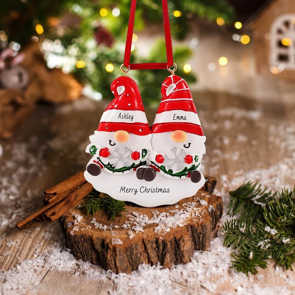 Adornos Navideños Gnome Personalizados para Familia 2024