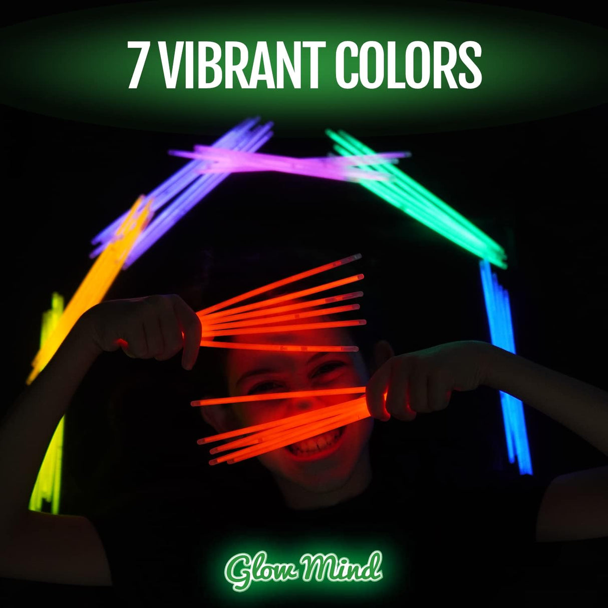 Suministros para fiestas a granel, paquete de 100 varillas luminosas que brillan en la oscuridad de 8 pulgadas y conectores para pulseras y collares, para niños y adultos