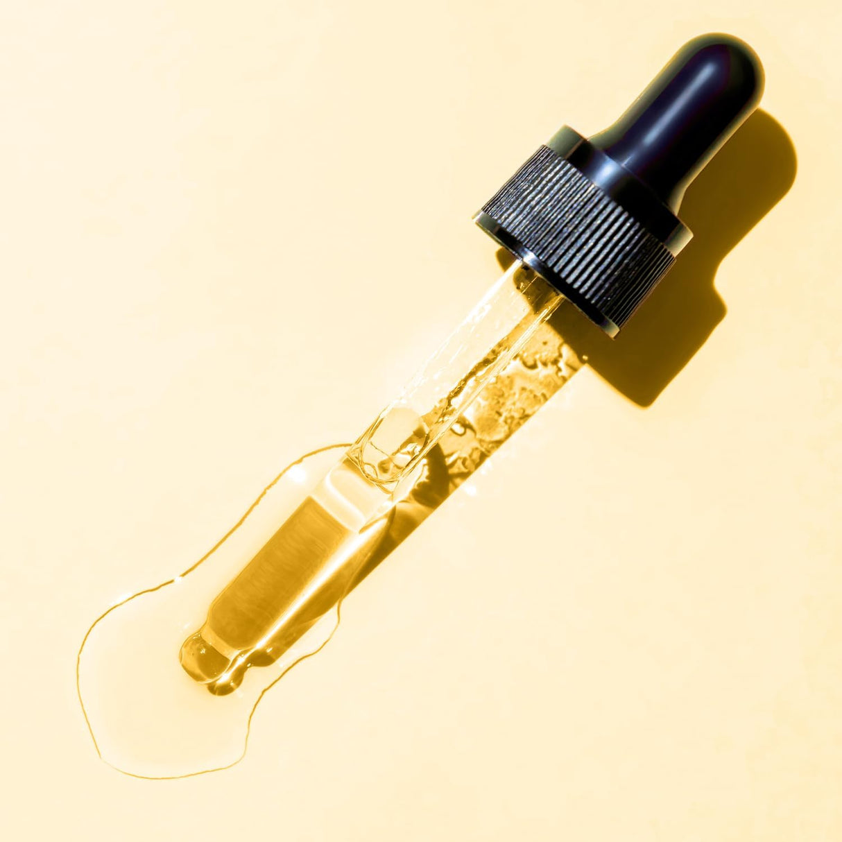 Suero iluminador de vitamina C Amazon Basics