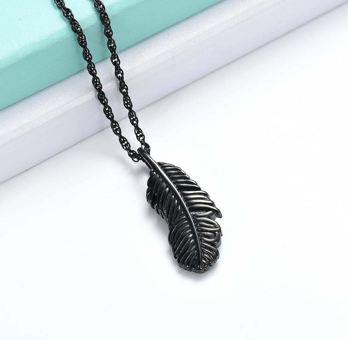 Collar de urna de alas de plumas, recuerdo conmemorativos