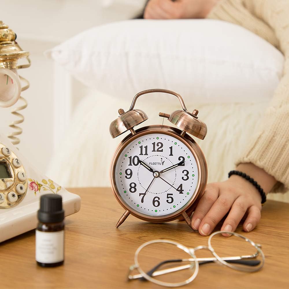 Reloj despertador con campana, luz de fondo, modelo 4