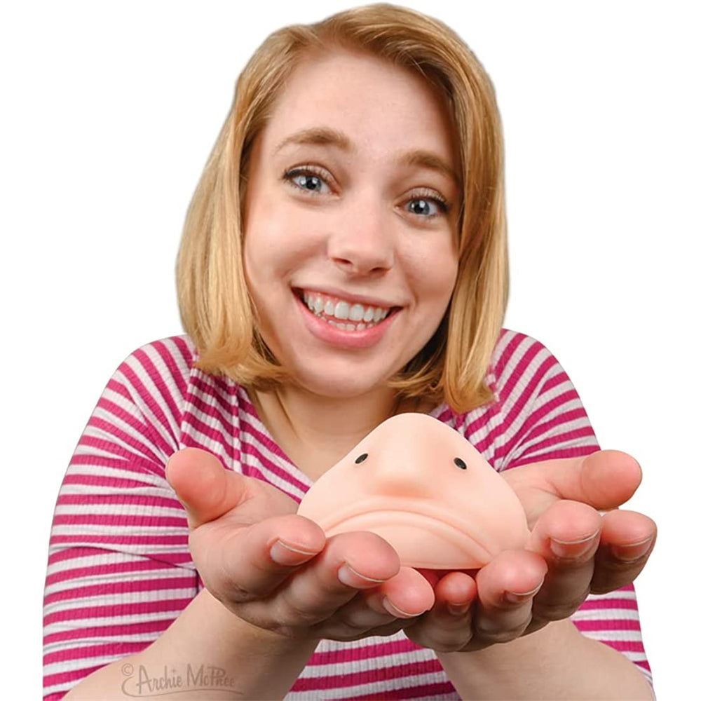 juguete de broma blando en forma de pez nariz